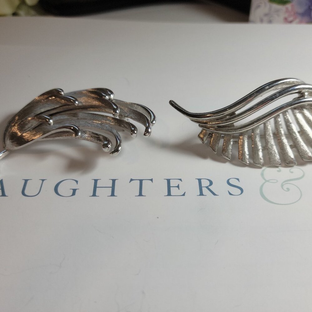 Gifts Mother and Daughter Brooches Vintage Rhodium Finish Leaves Leaf Pin